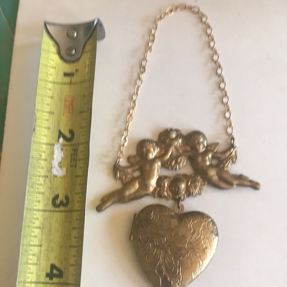 Gold tone Victorian style cherubs/heart locket on chain Downton Valentines love - Picture 6 of 6